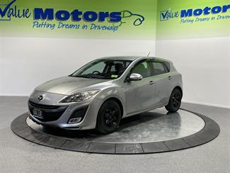 2011 Mazda axela - Thumbnail