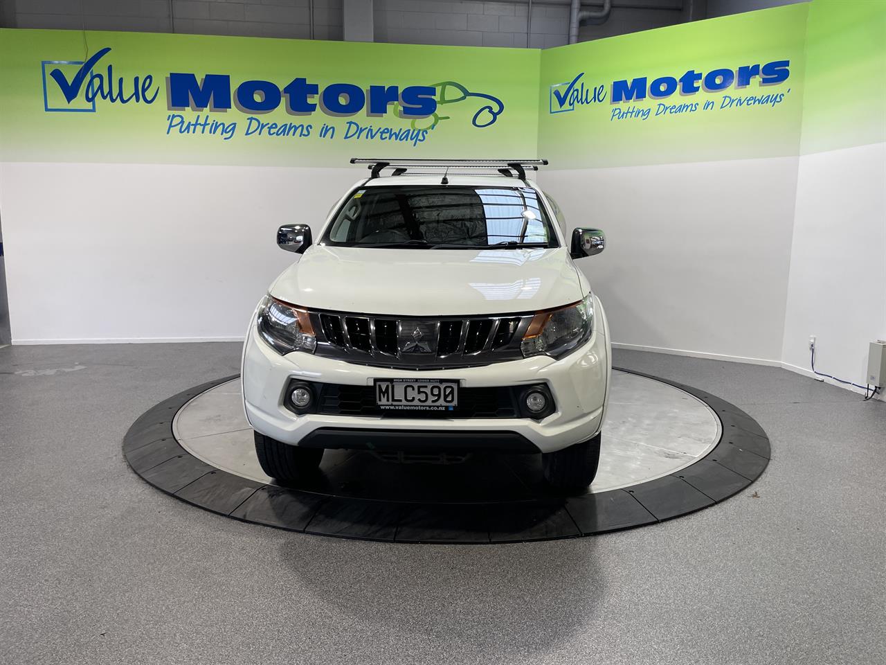 2019 Mitsubishi TRITON