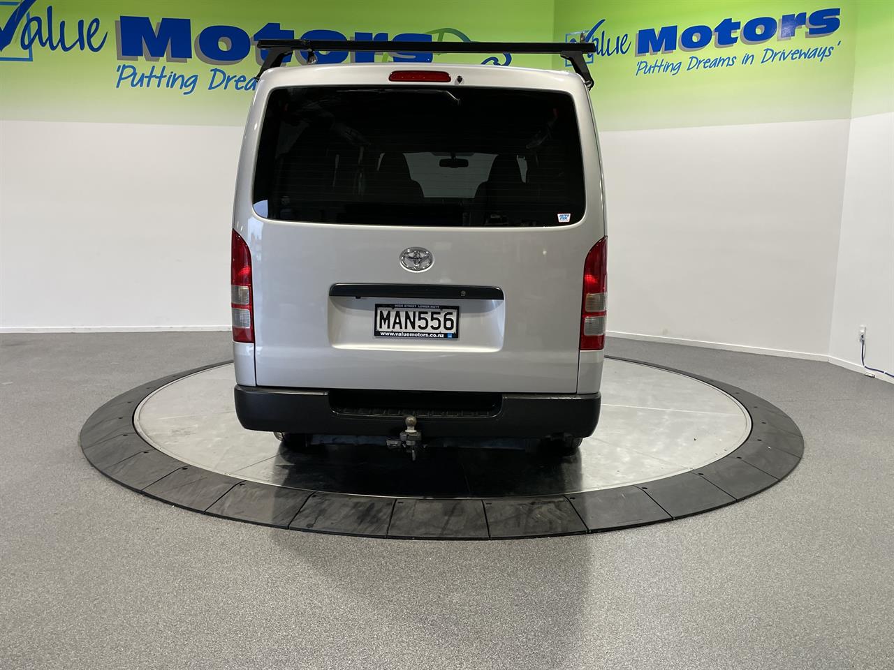 2019 Toyota hiace