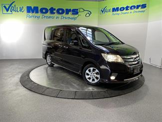 2012 Nissan SERENA - Thumbnail