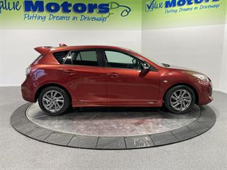 2013 Mazda axela - Thumbnail