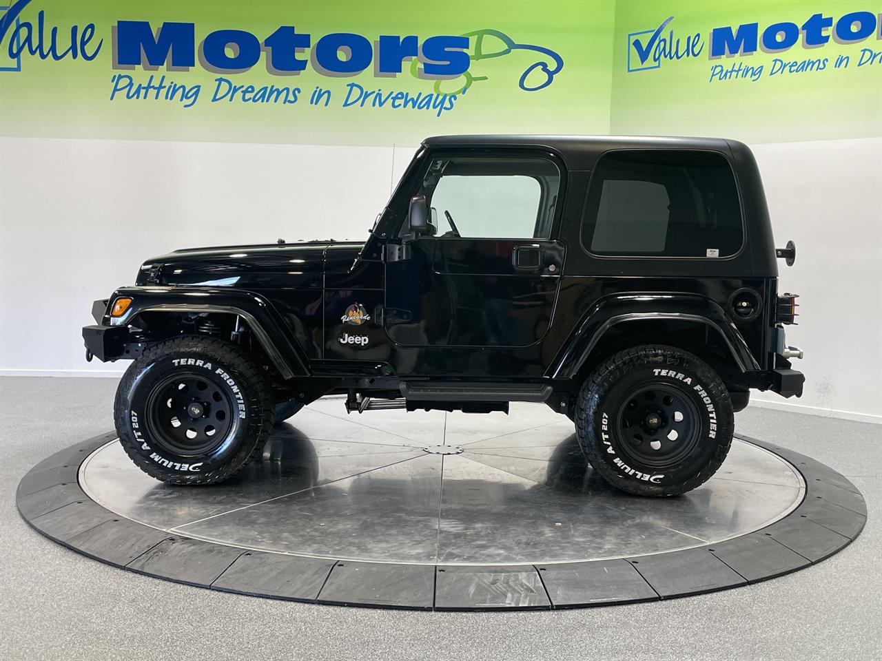 2005 Jeep WRANGLER