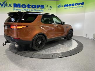 2017 Land Rover DISCOVERY - Thumbnail