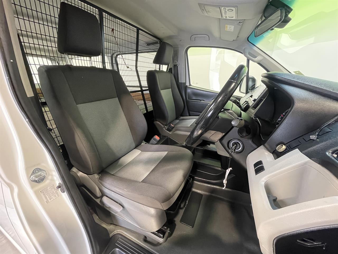 2020 Toyota hiace