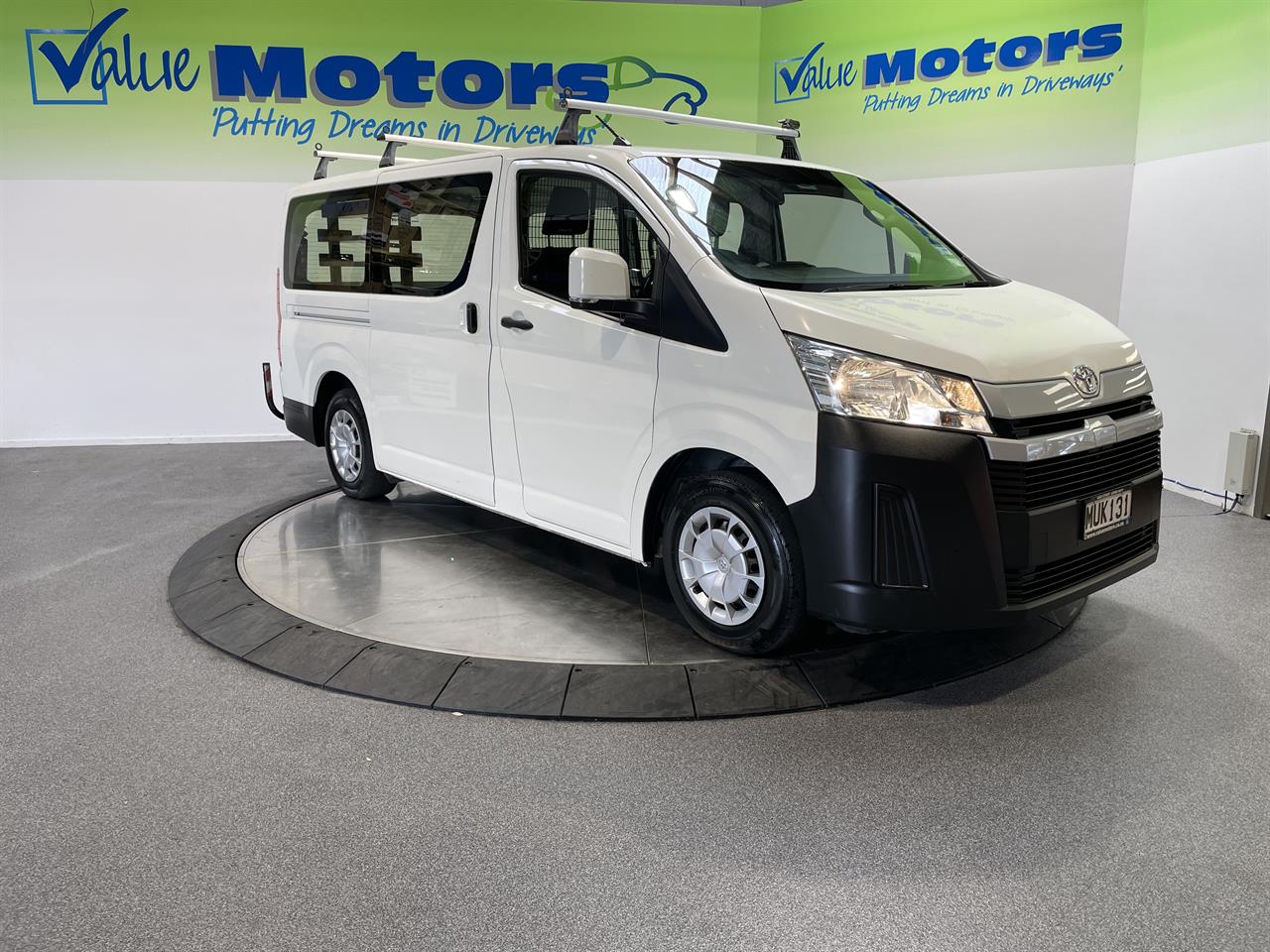 2020 Toyota hiace