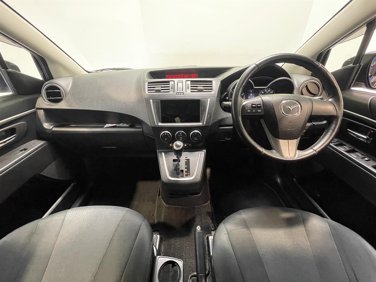 2013 Mazda premacy