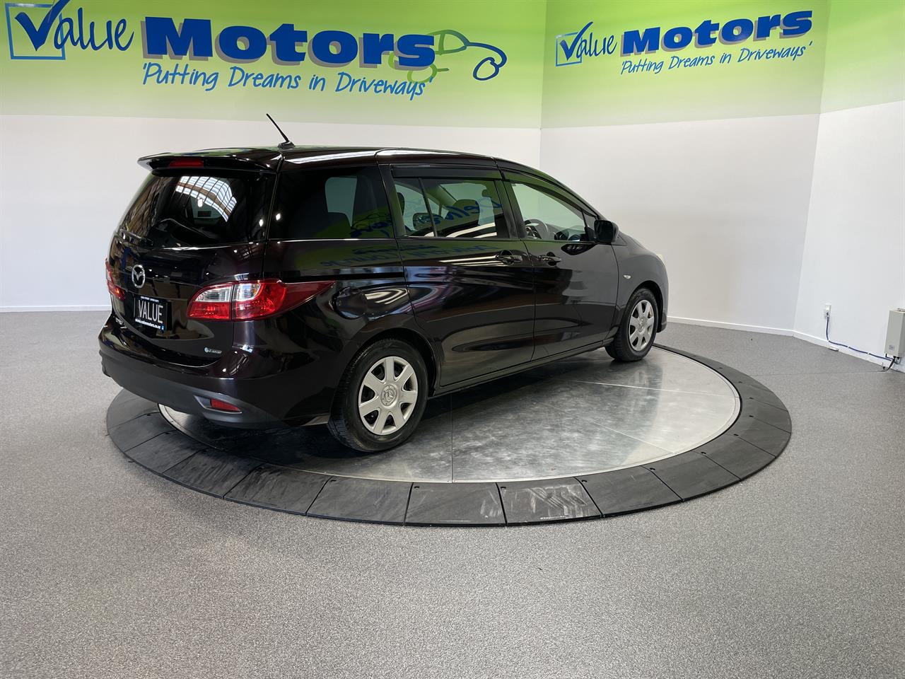 2013 Mazda premacy