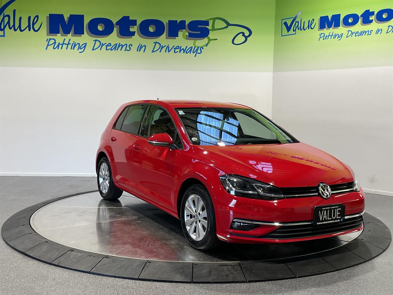 2017 Volkswagen GOLF