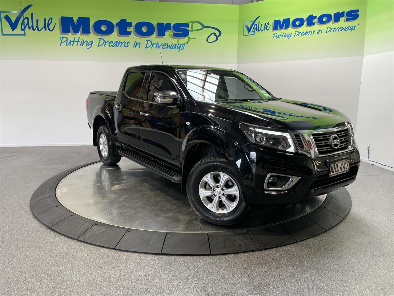 2019 Nissan NAVARA