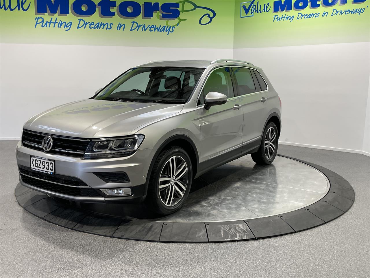 2016 Volkswagen TIGUAN