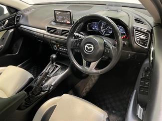 2015 Mazda axela - Thumbnail