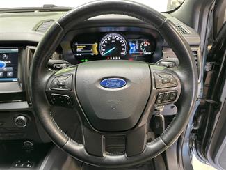 2016 Ford Everest - Thumbnail