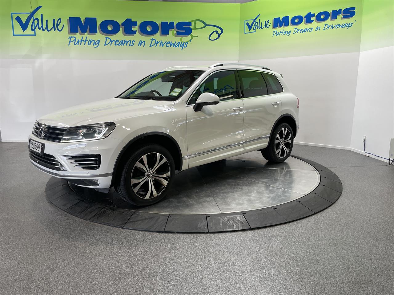 2016 Volkswagen TOUAREG