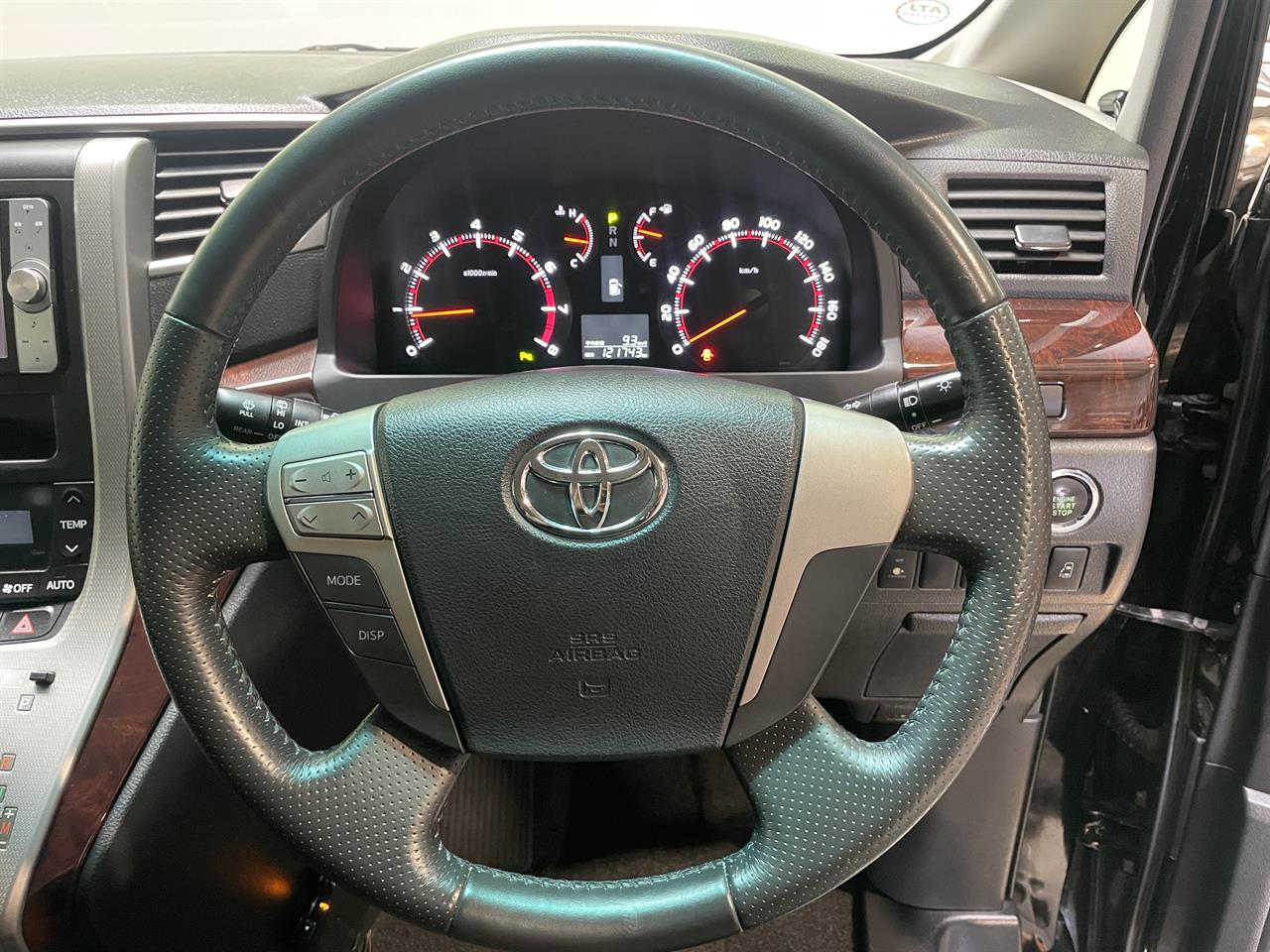 2012 Toyota Vellfire