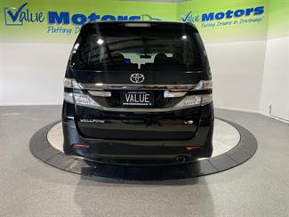 2012 Toyota Vellfire - Thumbnail