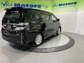 2012 Toyota Vellfire - Thumbnail