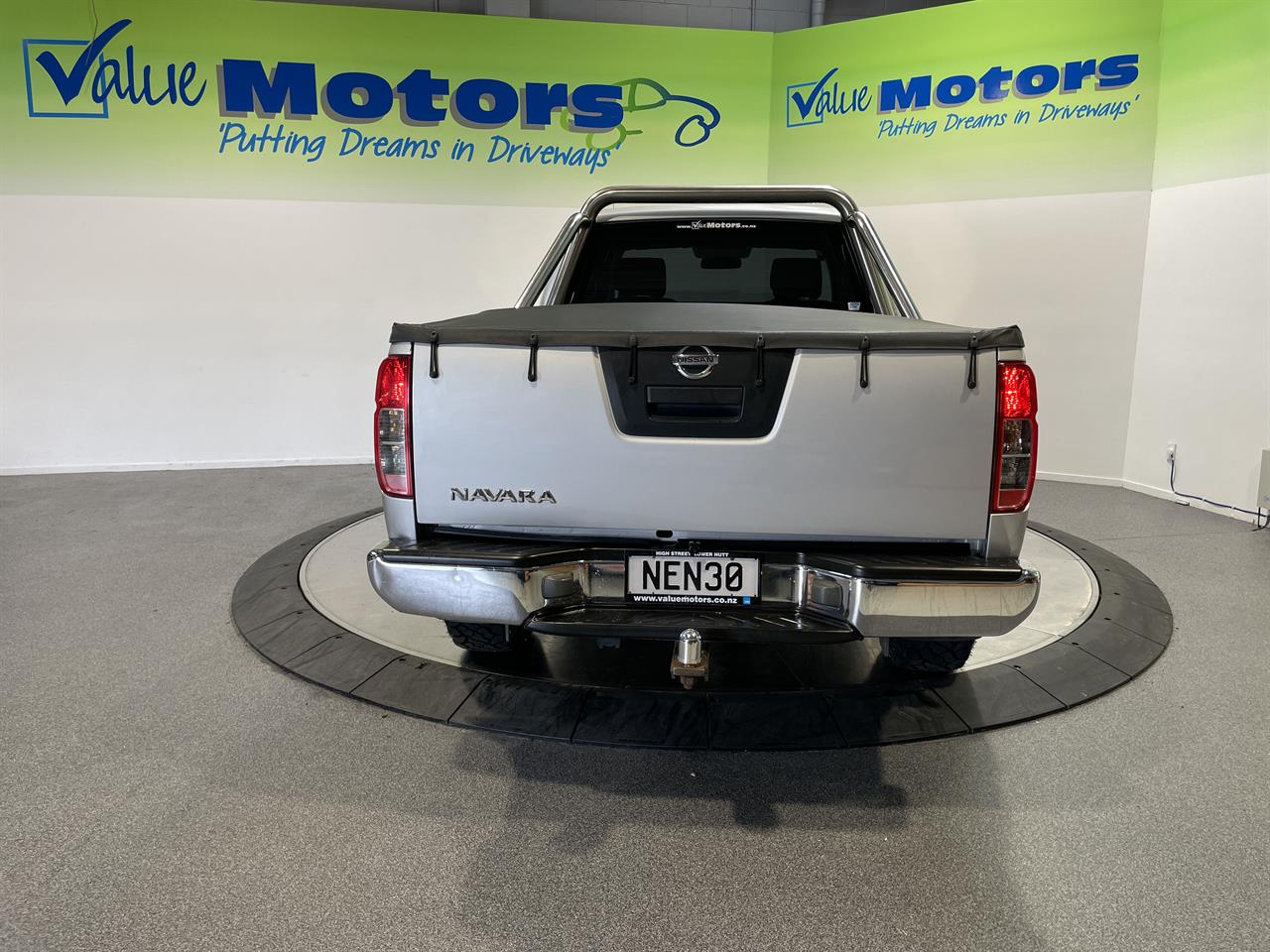 2011 Nissan NAVARA