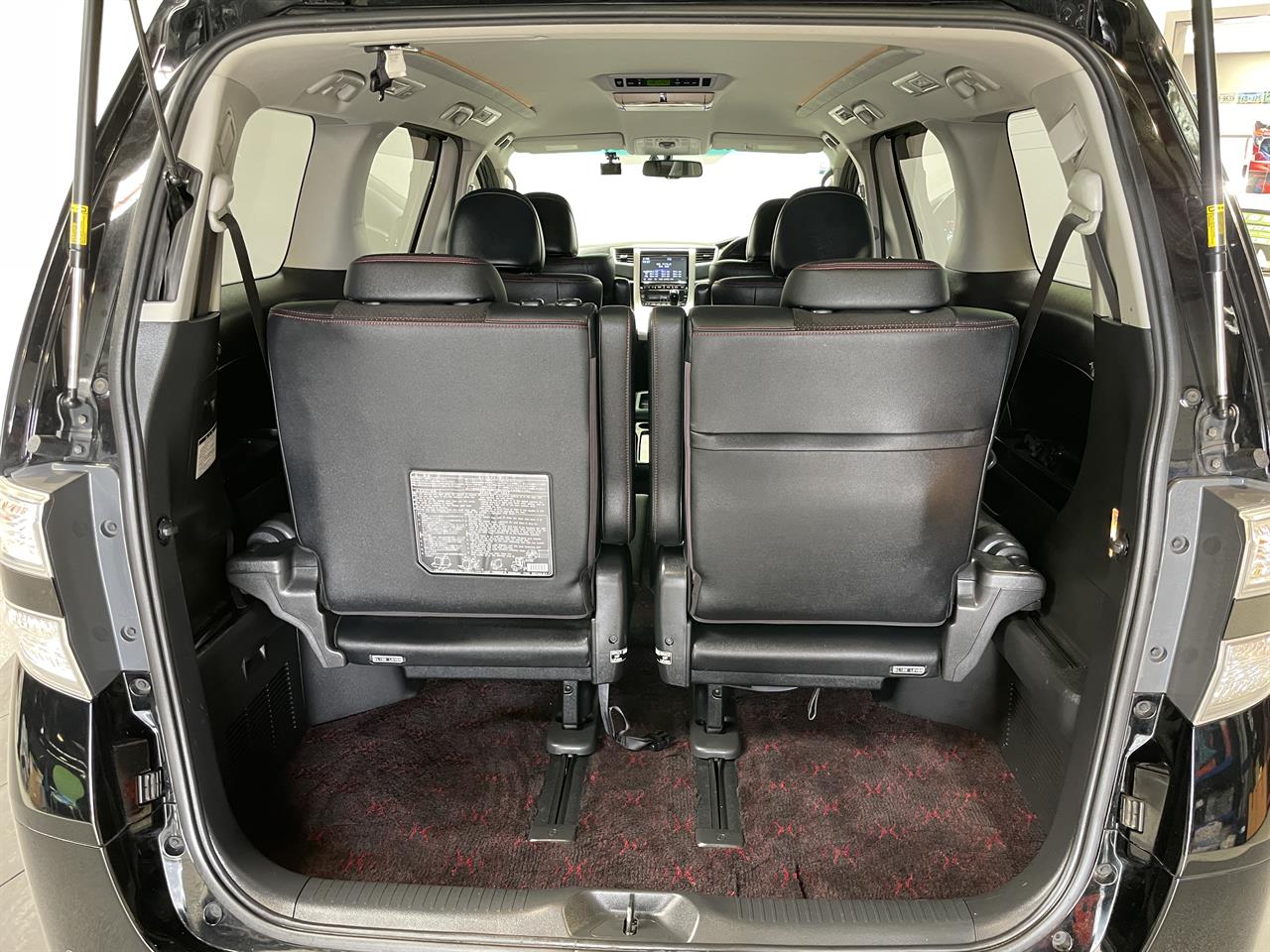 2013 Toyota Vellfire