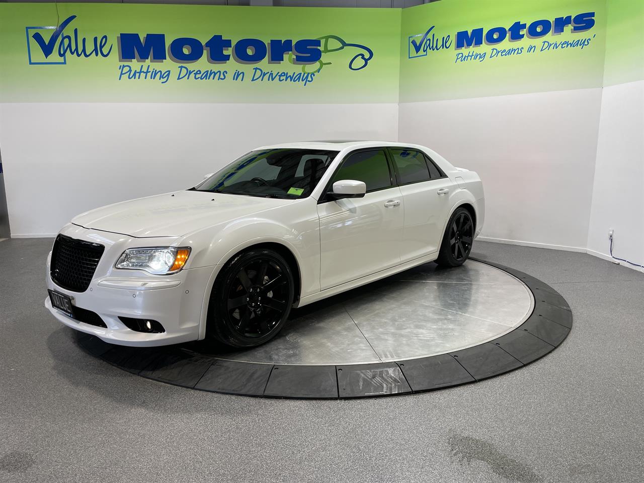 2013 Chrysler 300C