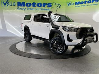 2023 Toyota hilux - Thumbnail