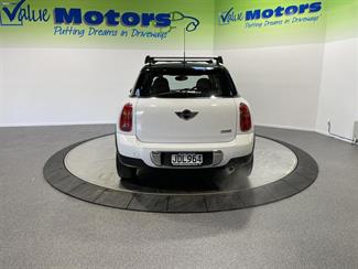 2011 Mini Cooper - Thumbnail