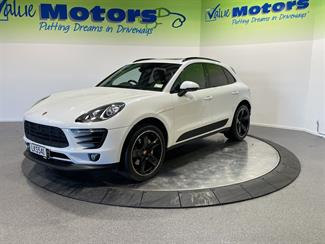 2018 Porsche Macan - Thumbnail