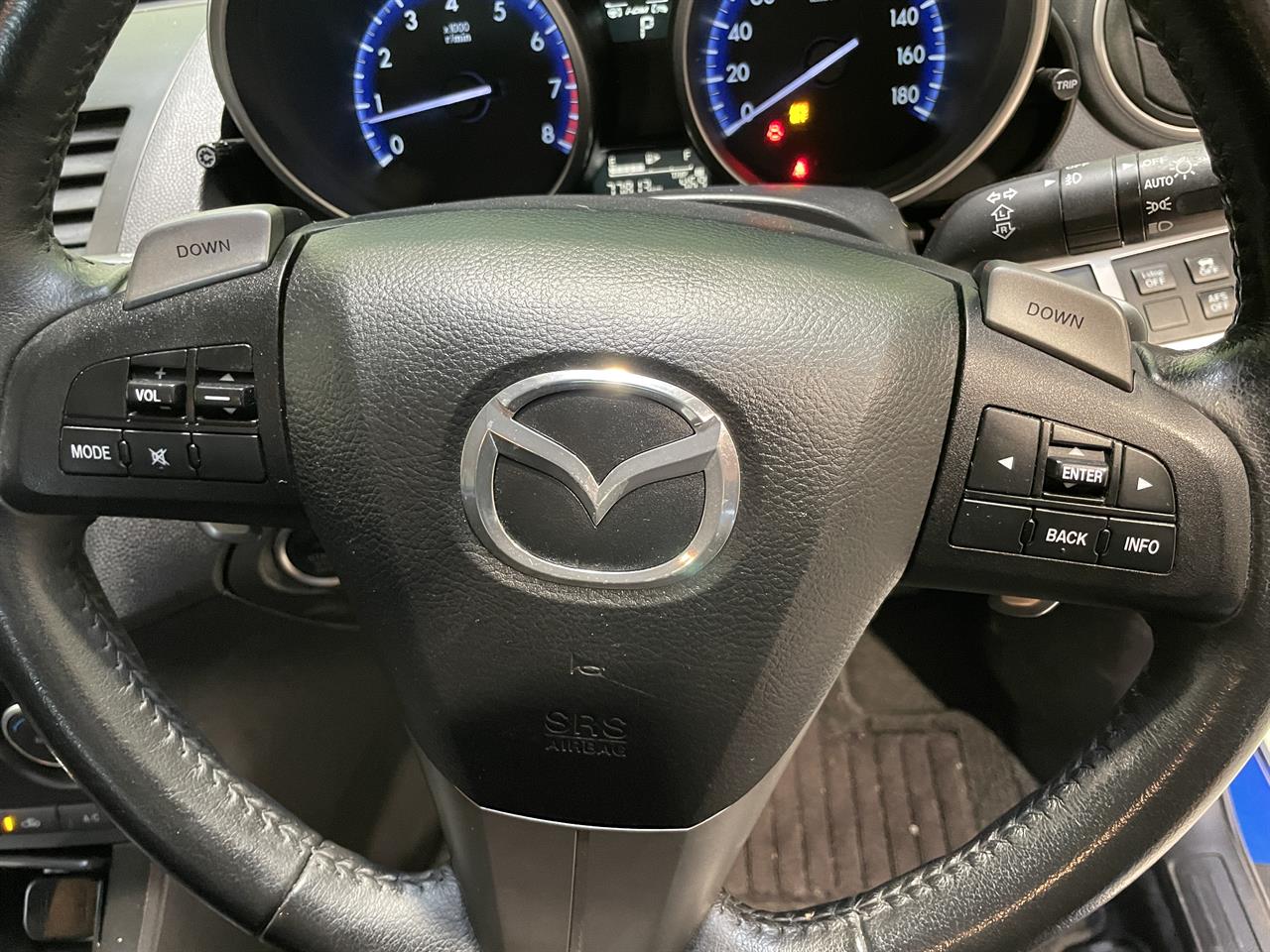 2011 Mazda axela