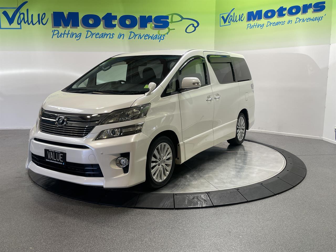 2012 Toyota Vellfire