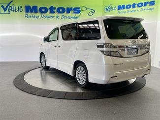 2012 Toyota Vellfire - Thumbnail