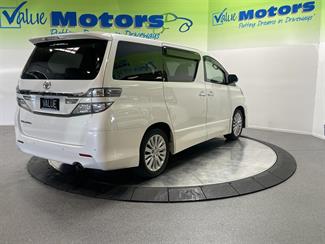 2012 Toyota Vellfire - Thumbnail