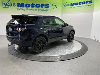 2016 Land Rover Discovery Sport - Thumbnail