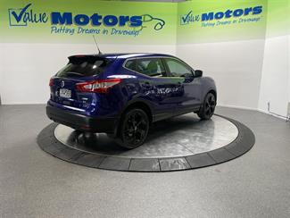 2015 Nissan Qashqai - Thumbnail