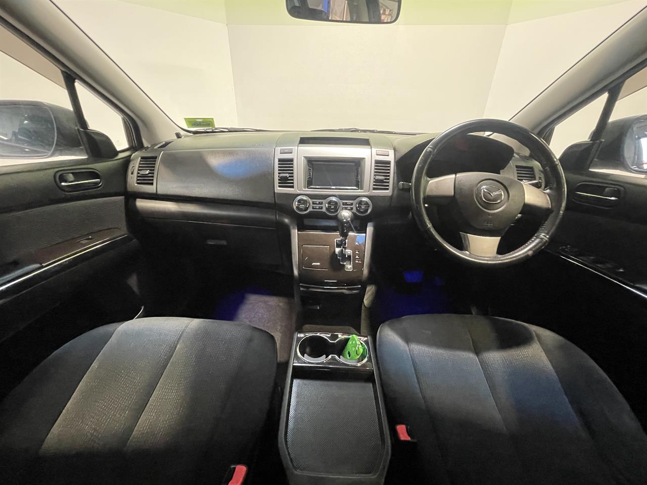 2009 Mazda MPV