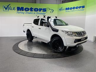 2015 Mitsubishi TRITON - Thumbnail