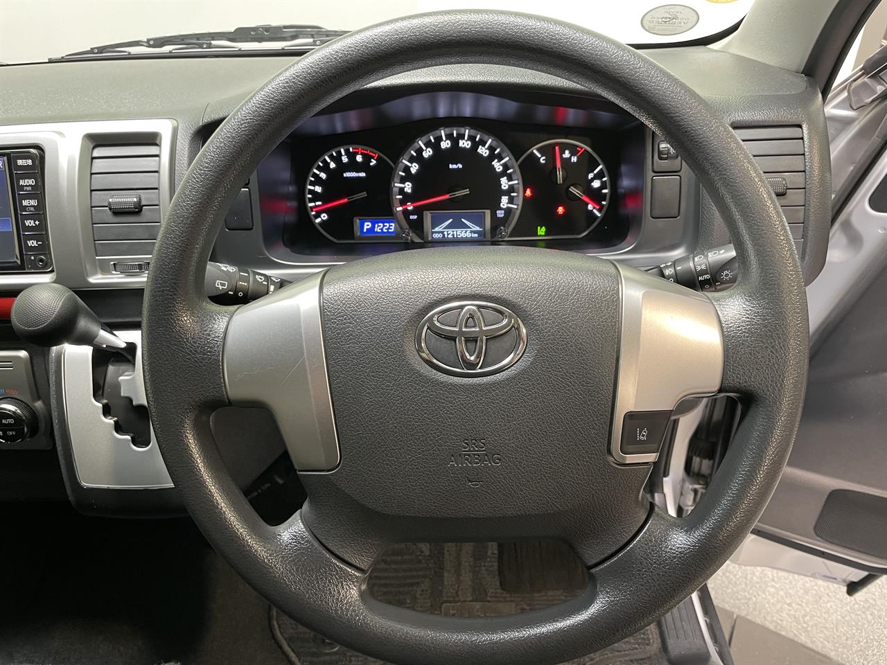 2019 Toyota hiace